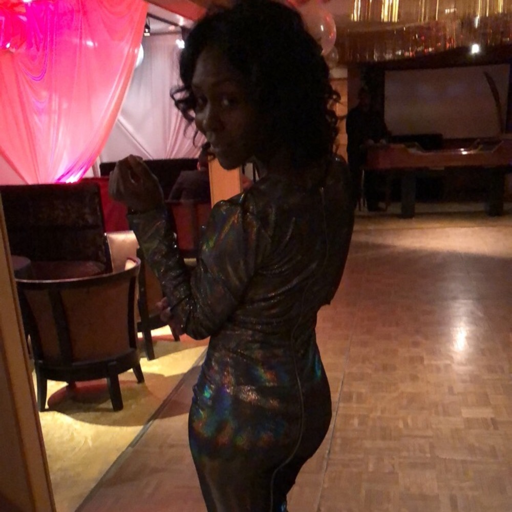 Meet your Posher, Danielle